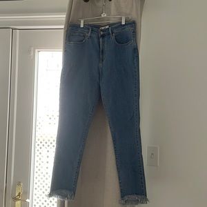 Levi’s high rise skinny jean